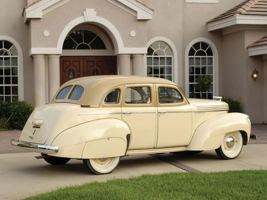  Graham Model 97 Custom Sedan 1939 года  (фото 3 из 3)
